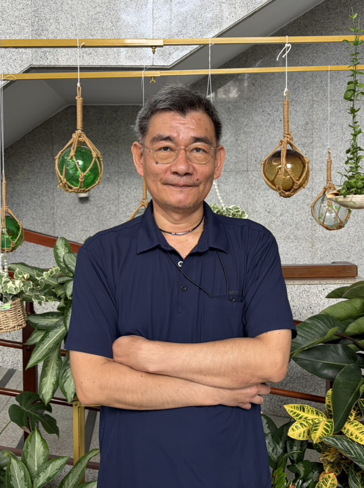 會計洪伯暉主任.png